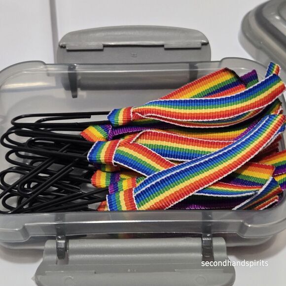 PEACE Stash Box Boomer Designed Pride Rainbows Filled With Rainbow Paperclips - Picture 3 of 4